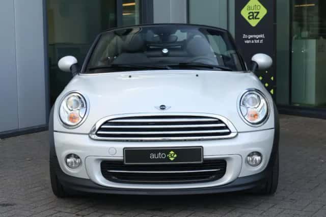 MINI Roadster (2012) thumbnail 9
