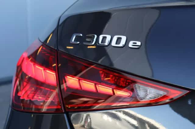 Mercedes-Benz C-Klasse (2023) thumbnail 38