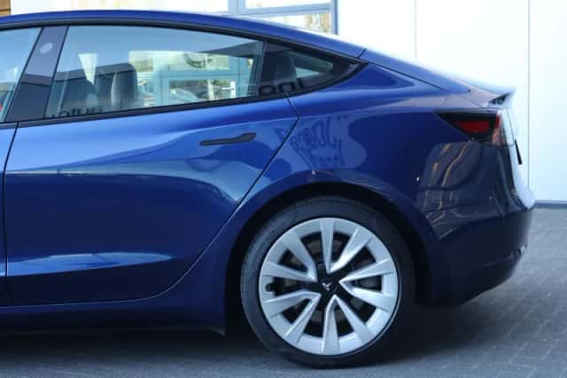 Tesla Model 3 (2022) thumbnail 5