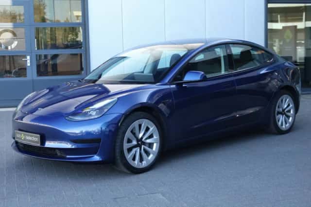 Tesla Model 3 (2022) thumbnail 6