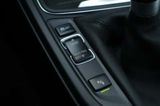 BMW 3-Serie (2014) thumbnail 30