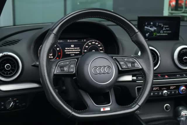 Audi A3 (2016) thumbnail 17