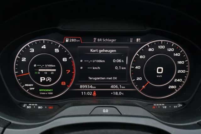 Audi A3 (2016) thumbnail 18