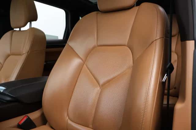 Porsche Cayenne (2017) thumbnail 14