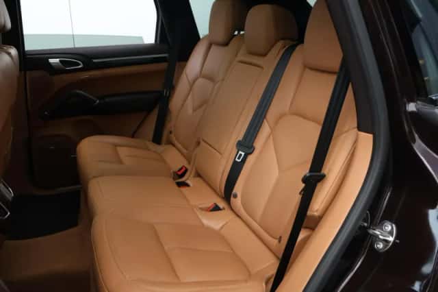 Porsche Cayenne (2017) thumbnail 17