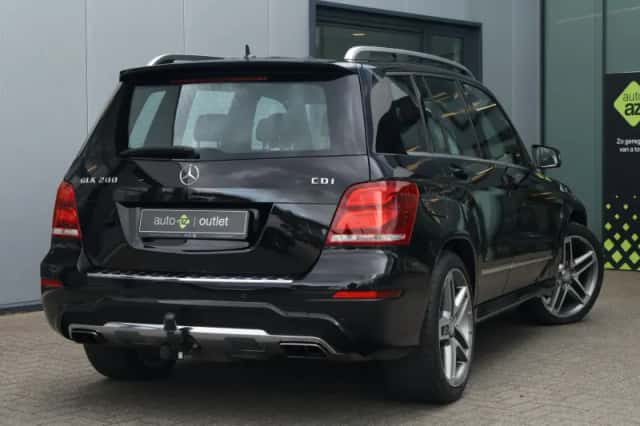 Mercedes-Benz GLK (2014) thumbnail 2
