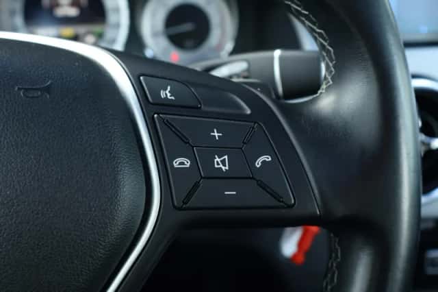Mercedes-Benz GLK (2014) thumbnail 20