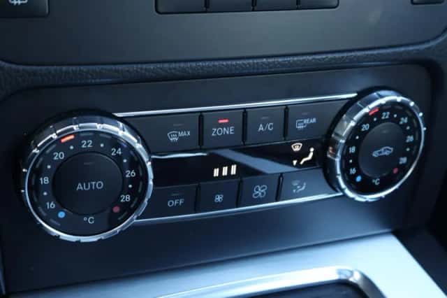 Mercedes-Benz GLK (2014) thumbnail 24