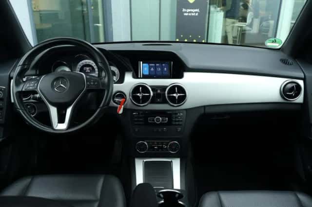 Mercedes-Benz GLK (2014) thumbnail 10