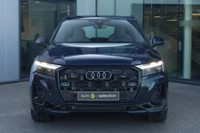 Audi Q7 (2024) thumbnail 5
