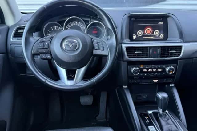Mazda CX-5 (2015) thumbnail 2