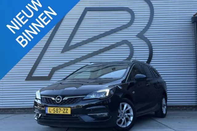 Opel Astra (2021) thumbnail 1