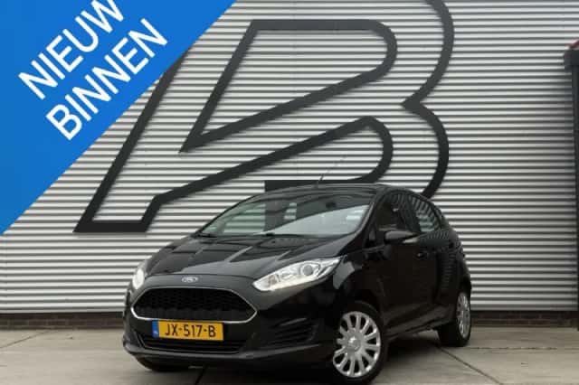 Ford Fiesta (2016) thumbnail 1