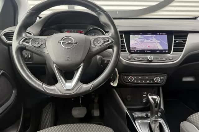 Opel Crossland (2018) thumbnail 2