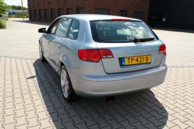 Audi A3 (2004) thumbnail 3