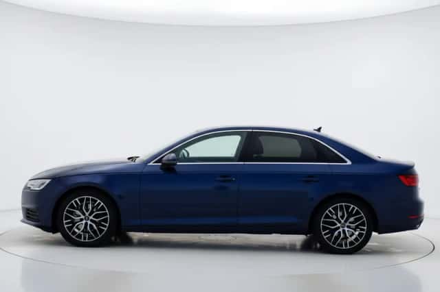 Audi A4 (2016) thumbnail 5