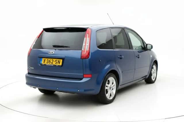 Ford C-Max (2010) thumbnail 3