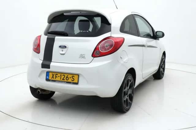 Ford Ka (2012) thumbnail 2