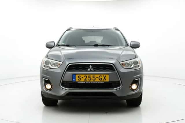 Mitsubishi ASX (2013) thumbnail 2