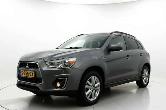 Mitsubishi ASX (2013) thumbnail 3