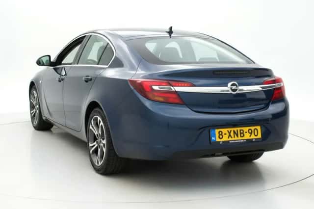 Opel Insignia (2014) thumbnail 2