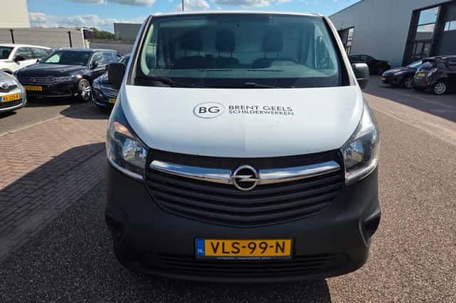 Opel Vivaro (2015) thumbnail 6