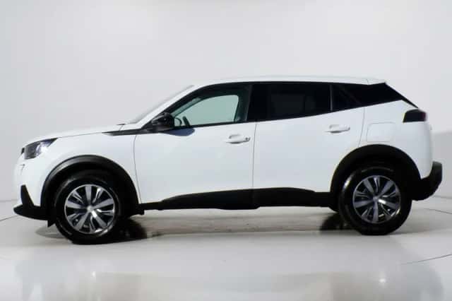 Peugeot 2008 (2022) thumbnail 5