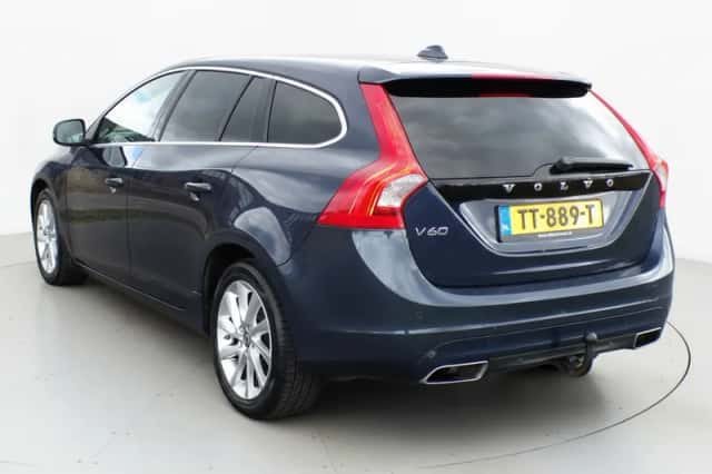 Volvo V60 (2014) thumbnail 6