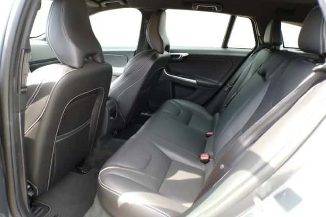 Volvo V60 (2018) thumbnail 5