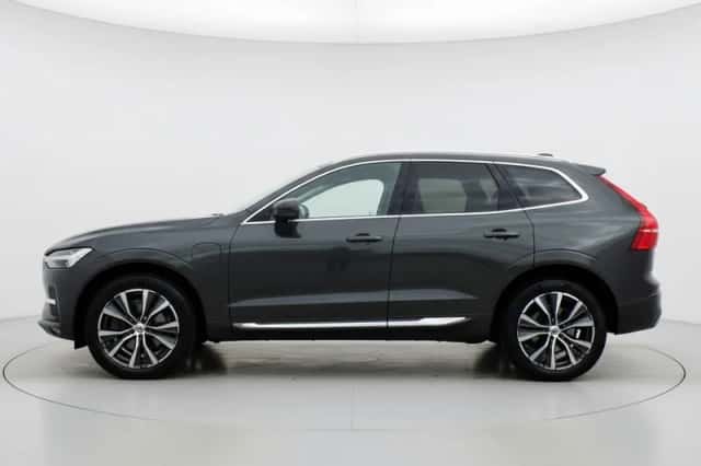 Volvo XC60 (2021) thumbnail 6