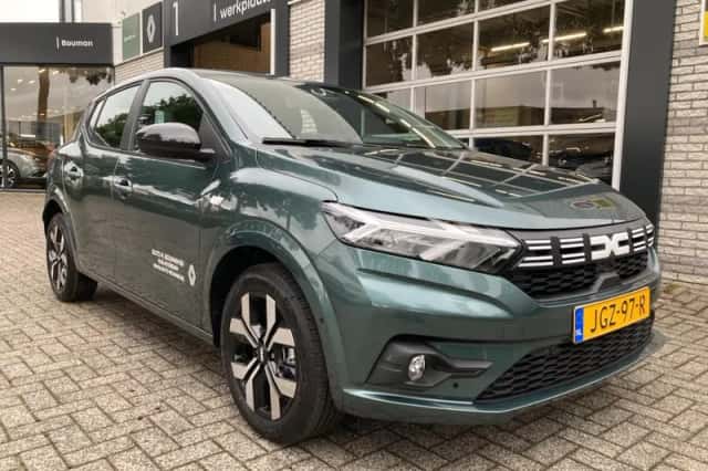Dacia Sandero (2025) thumbnail 1