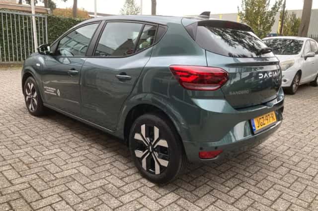 Dacia Sandero (2025) thumbnail 5