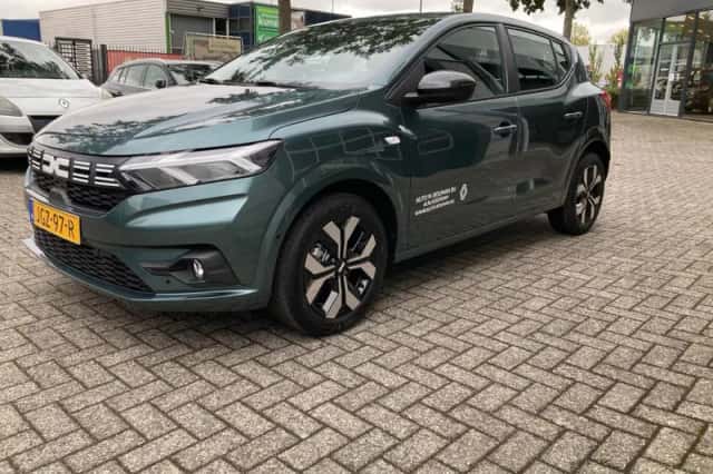 Dacia Sandero (2025) thumbnail 6