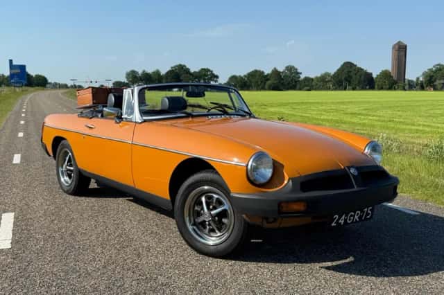 MG MGB (1975) thumbnail 1
