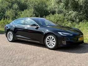 Tesla Model S (2017) thumbnail 14