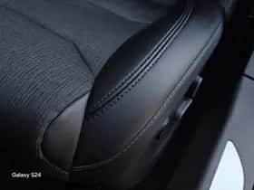 Tesla Model S (2017) thumbnail 35