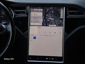 Tesla Model S (2017) thumbnail 37