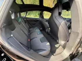 Tesla Model S (2017) thumbnail 7