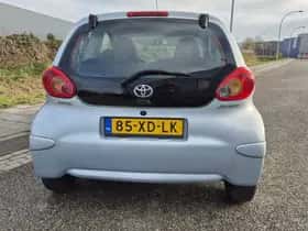 Toyota Aygo (2007) thumbnail 2