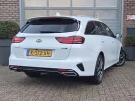 Kia Ceed (2021) thumbnail 3