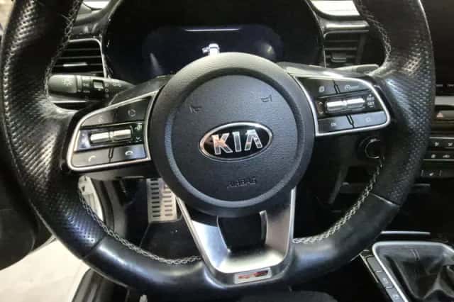 Kia Ceed (2021) thumbnail 23