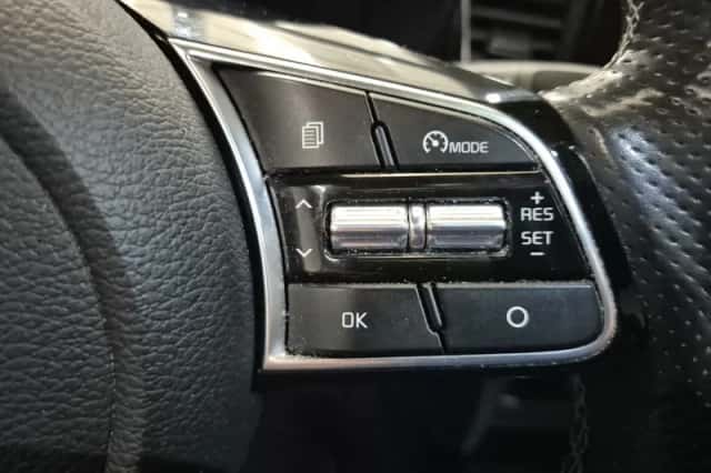 Kia Ceed (2021) thumbnail 24