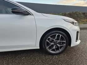Kia Ceed (2021) thumbnail 79