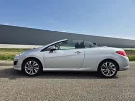 Peugeot 308 (2012) thumbnail 12