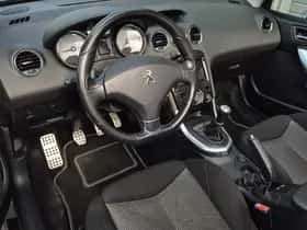 Peugeot 308 (2012) thumbnail 4