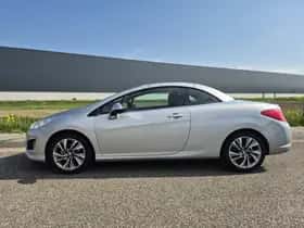 Peugeot 308 (2012) thumbnail 44