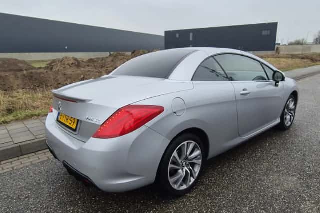 Peugeot 308 (2012) thumbnail 6
