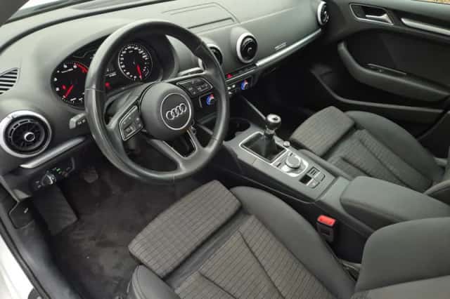 Audi A3 (2019) thumbnail 5