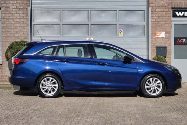 Opel Astra (2021) thumbnail 2