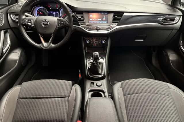 Opel Astra (2021) thumbnail 4